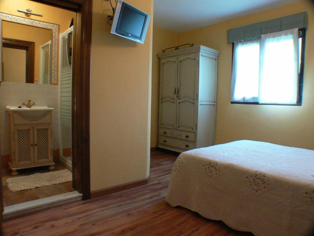 Hotel Rural El Fondon Soto De Agues Bagian luar foto